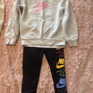 Girls nike size 6 matching set